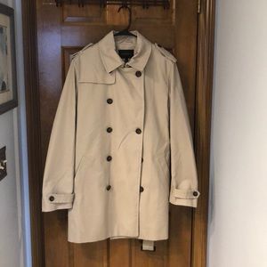 Men’s Tan Banana Republic Trench Coat (M)